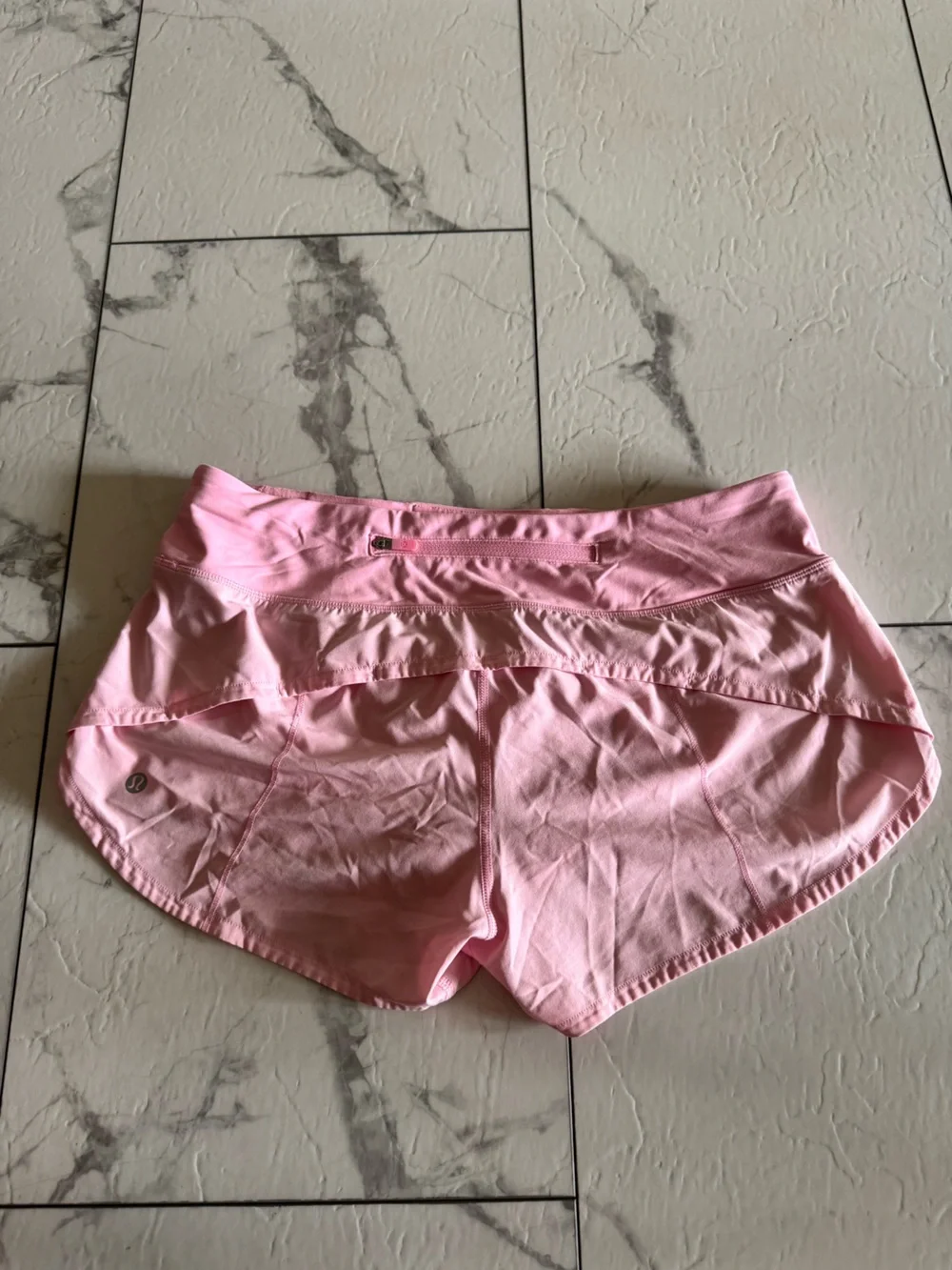 🍋 Lululemon Speed Short *2.5”